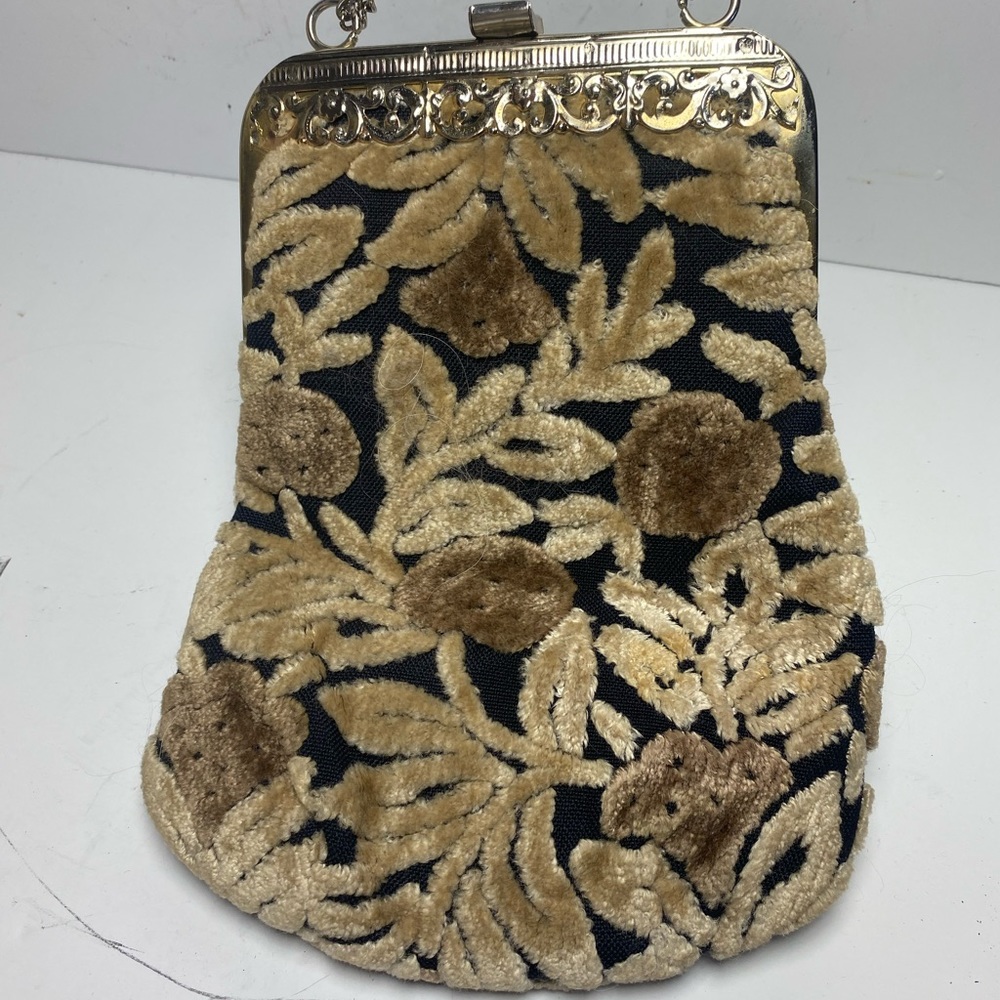 Vintage brocade chain handbag 1960’s era